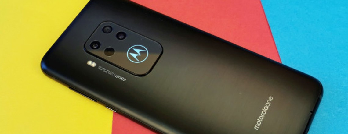 Motorola One Zoom: gute Mittelklasse, aber zu teuer