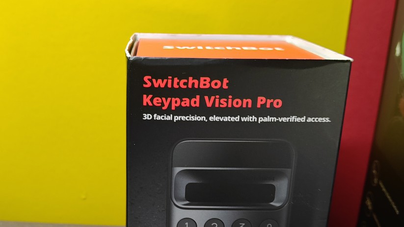 Switchbot Lock Ultra Vision Pro: Entsperren mit Gesicht, Hand, Fingerabdruck, NFC-Card, Code und App