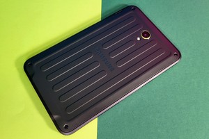  Outdoor-Tablet mit Wechsel-Akku