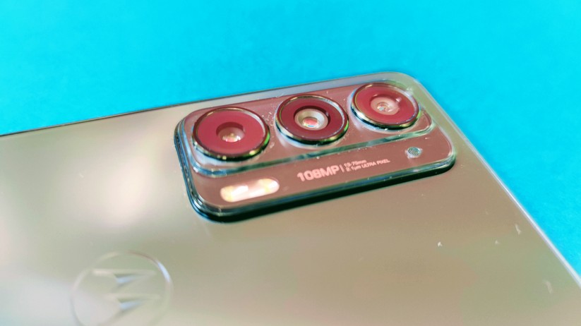 Motorola Edge 20