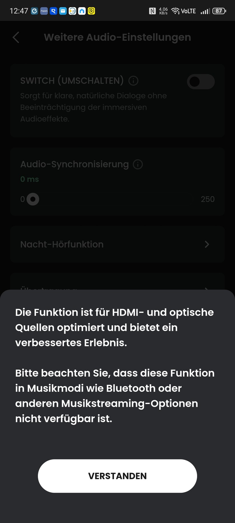 Die App JBL One bietet nicht nur umfangreiche Hilfen zur Abstimmung und Aufstellung der Soundbar, sondern integriert auch zahlreiche Streamingdienste.