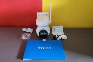 Überwachungskamera Reolink Altas PT Ultra: Farbige Nachtsicht ohne Zusatz-LEDs