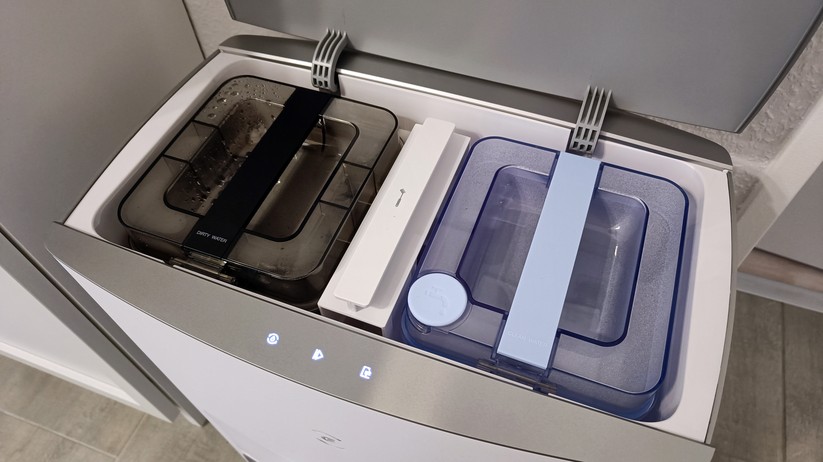 Ecovacs Deebot X1E Omni