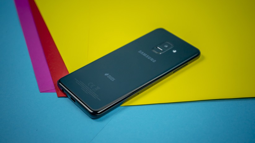 Glasrücken des Galaxy A8