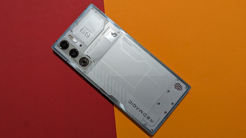 Gaming-Smartphone Nubia Redmagic 9 Pro im Test – Rückseite