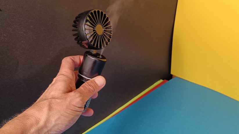 Der Ultraschallvernebler macht in der Praxis keinen Unterschied. Wasserzerstäuber sind hingegen spürbar.