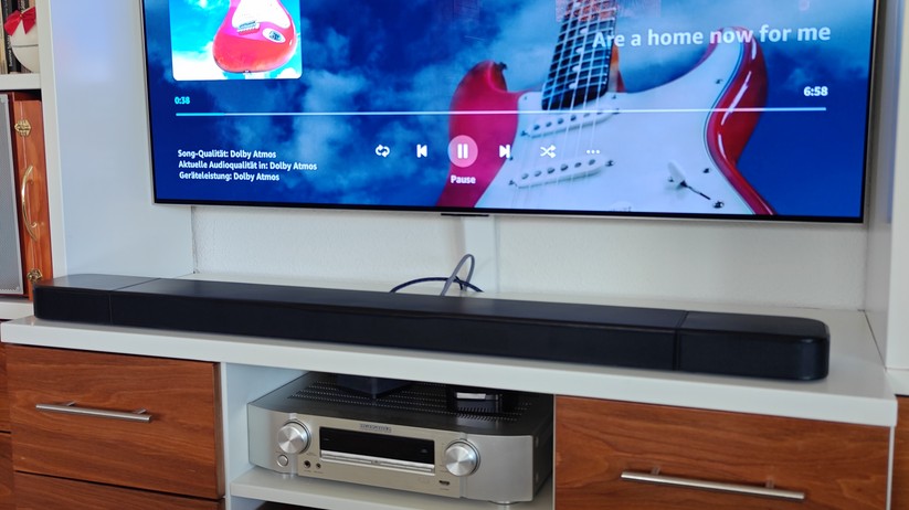 JBL Bar 800MK2: Soundbar mit Subwoofer und Akku-Rear-Speakern