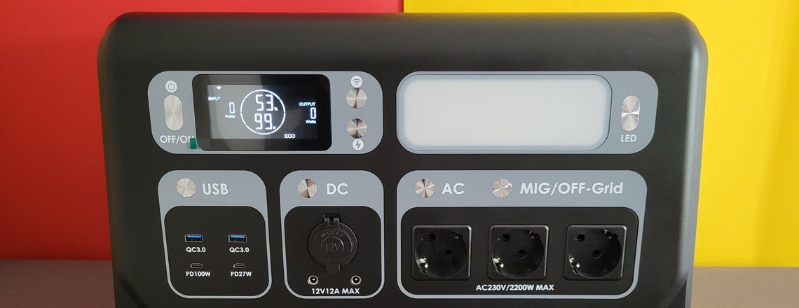 Sunbooster Powerstation Grid: Powerstation mit 2200 Watt Leistung, 2048 Wh Kapazität und Einspeisefunktion