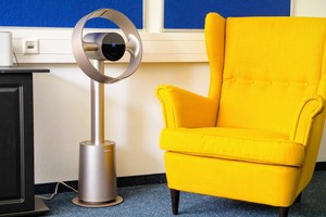  Dieser Standventilator kühlt wie Dyson ohne Rotorblätter