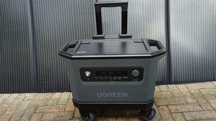 Ugreen Powerroam 2200