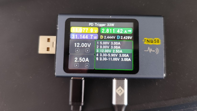 AmazeFan 4-in-1 USB-Ladegerät für den Zigarettenanzünder
