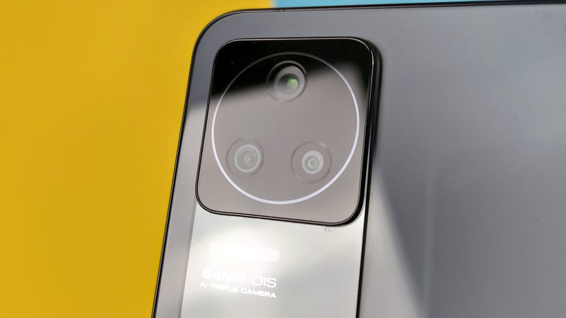 Xiaomi Poco F4