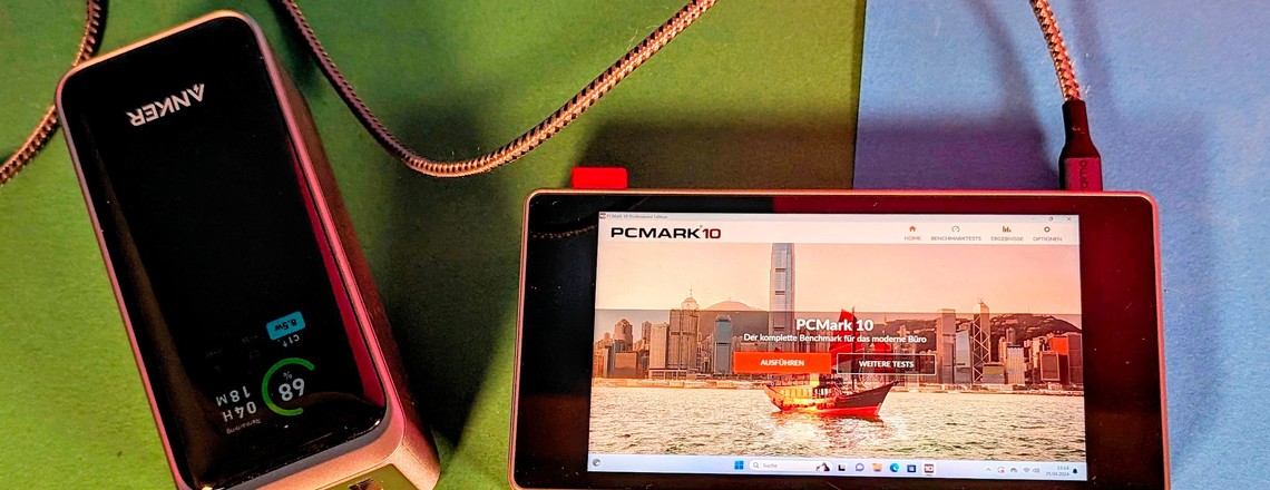 Mini-PC Meenhong JX2 betrieben mit einer Powerbank