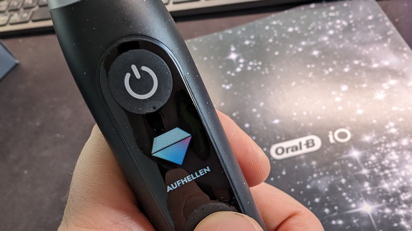 Oral-B iO Series 10