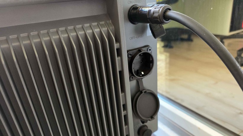 Mova Lumegret A4000 im Test: Die Notstromsteckdose liefert bis zu 2500 W.