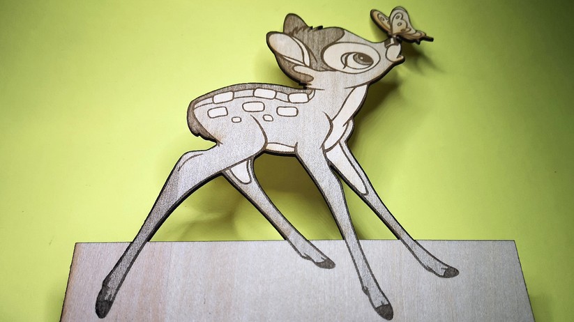 Die Kombination aus Schnitt und Gravur ist besonders spannend.