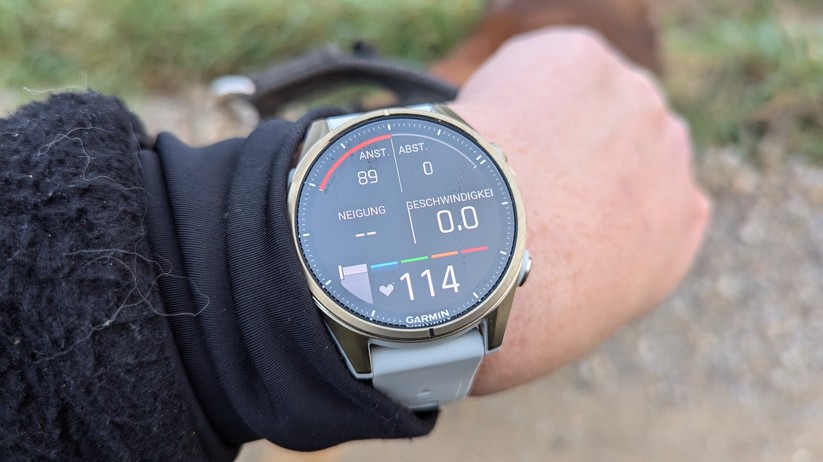 Garmin Fenix 8 mit OLED