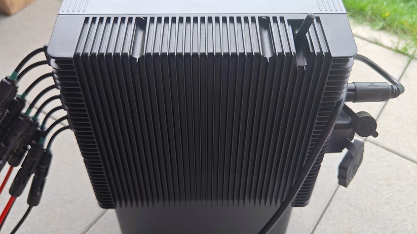 Zendure Solarflow 2400 Pro