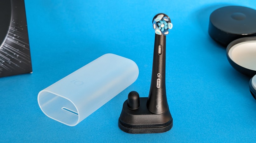 Oral-B iO Series 10