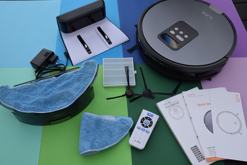 Der Lieferumfang des Roboters. 