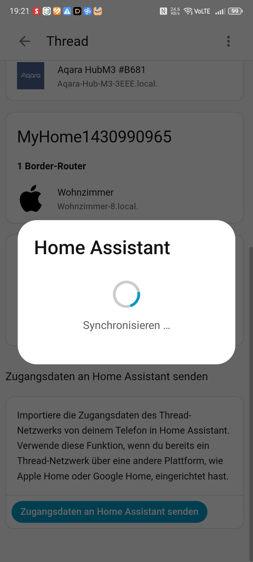 Die Tado-App erleichtert nicht nur die Inbetriebnahme mit zahlreichen Grafiken, sondern bietet auch eine einfache Bedienung, inklusive Erstellung von Heizplänen und liefert zudem detaillierte Informationen zum Heizbetrieb. Der volle Funktionsumfang steht allerdings nur mit einem kostenpflichtigen Abo zur Verfügung. Dafür muss man entweder 4 Euro monatlich oder 30 Euro jährlich bezahlen.