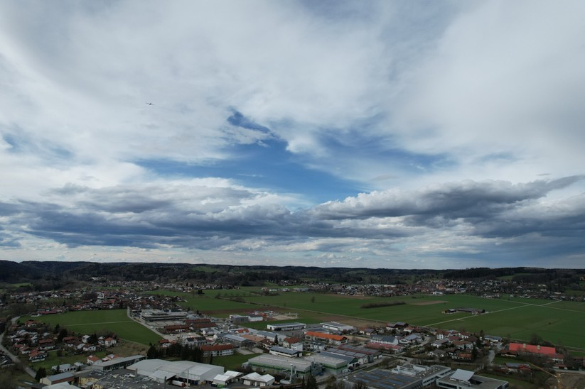Unbearbeitete Test-Aufnahmen der DJI Mavic Air 2 S (Automatische Belichtung)