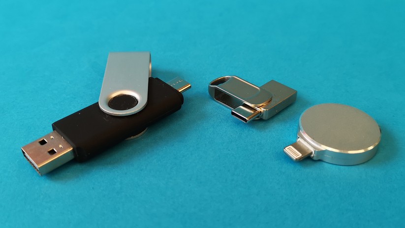 Die USB-Sticks gibt es mit unterschiedlichen Anschlüssen und Designs.