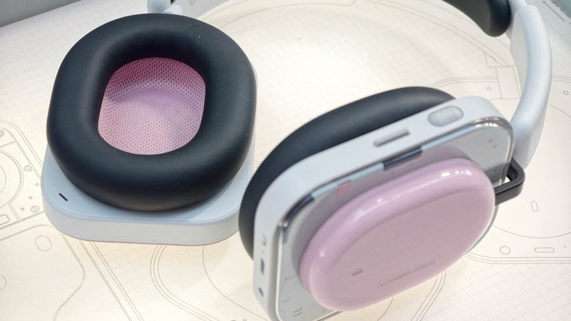 Nothing Headphone A Bilder