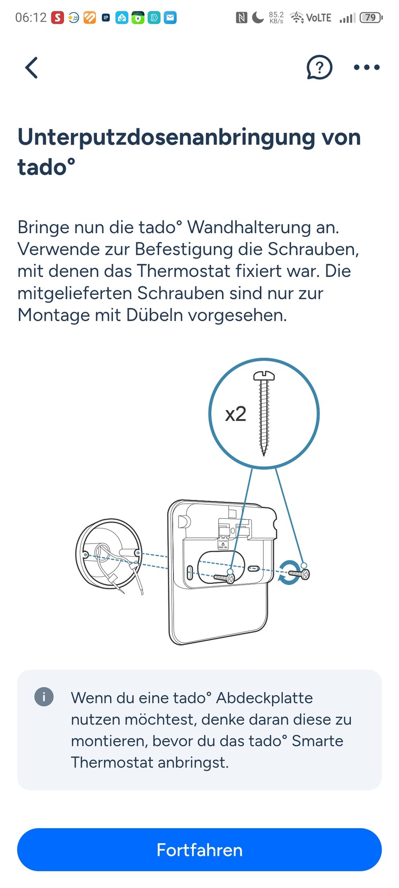 Die Tado-App erleichtert nicht nur die Inbetriebnahme mit zahlreichen Grafiken, sondern bietet auch eine einfache Bedienung, inklusive Erstellung von Heizplänen und liefert zudem detaillierte Informationen zum Heizbetrieb. Der volle Funktionsumfang steht allerdings nur mit einem kostenpflichtigen Abo zur Verfügung. Dafür muss man entweder 4 Euro monatlich oder 30 Euro jährlich bezahlen.