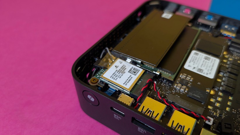 Asus Expert Center PN54 – Bilderstrecke