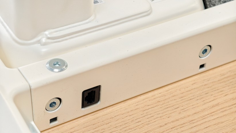 Yaasa Desk Pro
