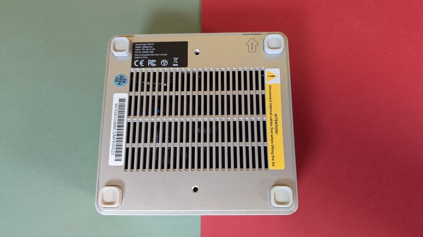 Minisforum UM680 Slim – Bilderstrecke