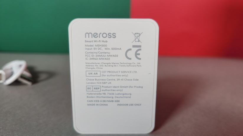 Wer möchte, kann das smarte Thermostatvon Meross mit anderen Komponenten des Herstellers kombinieren und für Automatisierungen verwenden. Mit dem Tür-/Fenster-Sensor Mersoss MS200H können Anwender etwa die Heizleistung stoppen, wenn der Sensor ein geöffnetes Fenster erkennt.