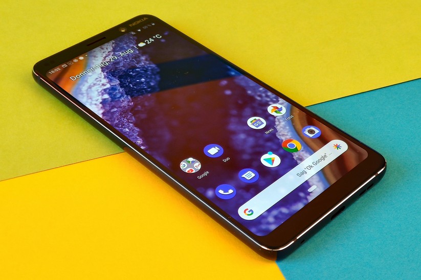 Sehr helles und scharfes OLED-Display.