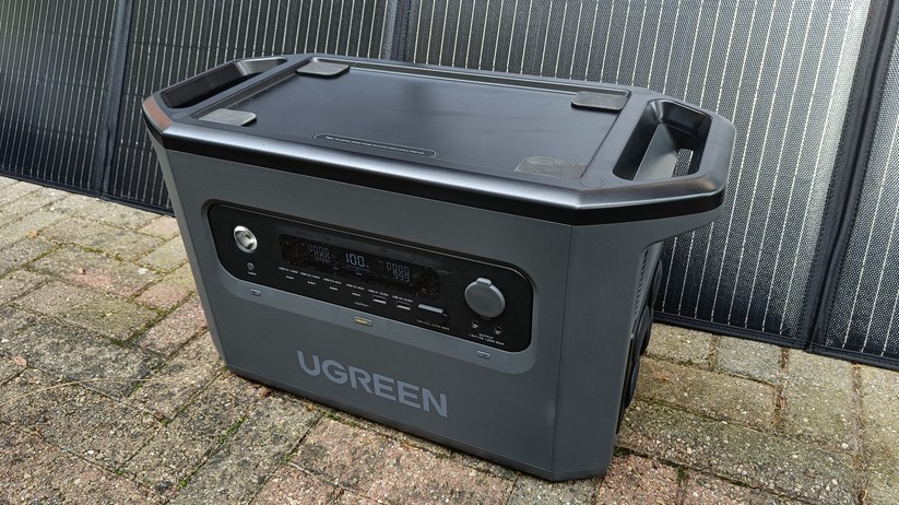 Ugreen Powerroam 2200