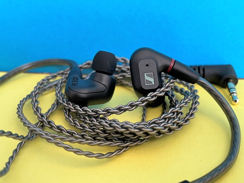 Sennheiser IE 200