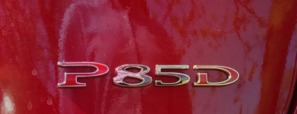 Tesla Model S P85D: E-Power zum (Reifen) durchdrehen