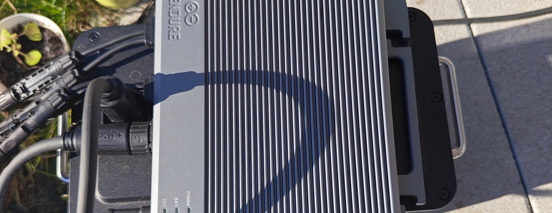 Zendure Solarflow 800: Hybrid-Wechselrichter mit Anschluss für Zendure-Akkus