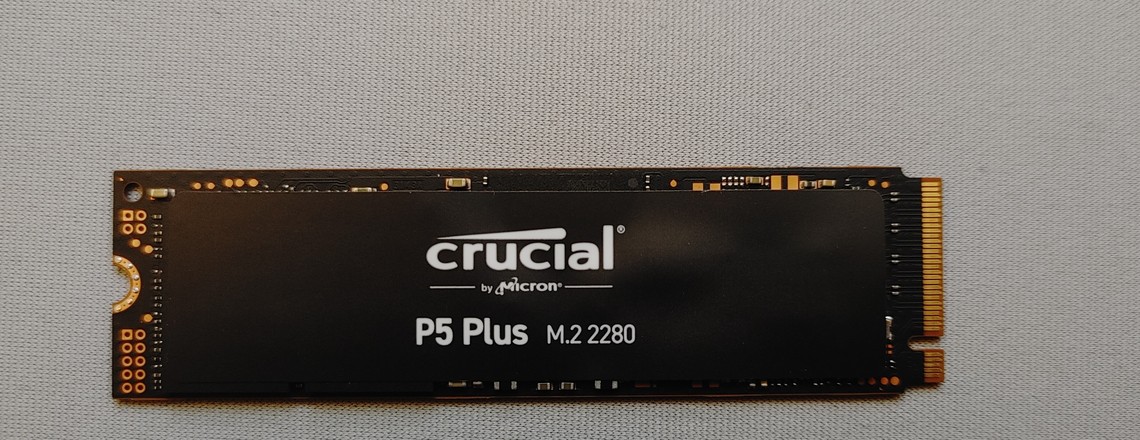 Crucial P5 Plus Front