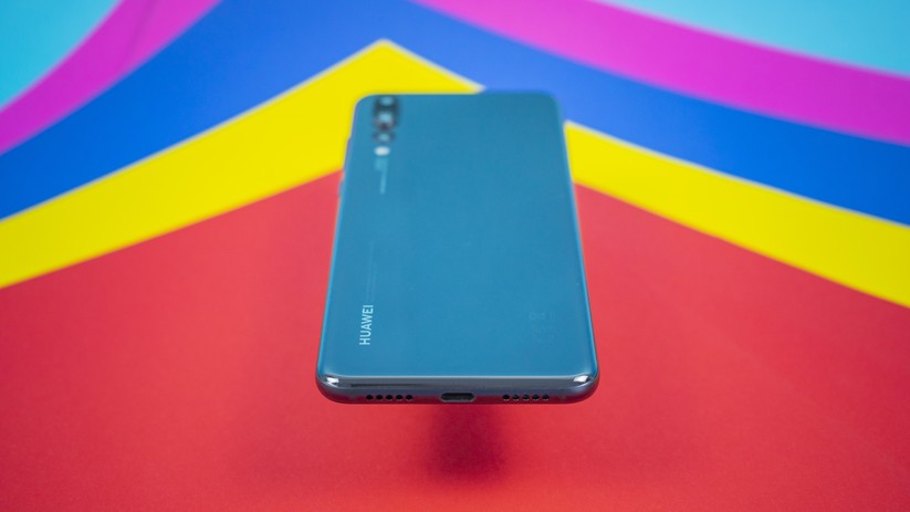 Das Huawei P20 Pro besitzt einen USB Type-C mit USB 3.1