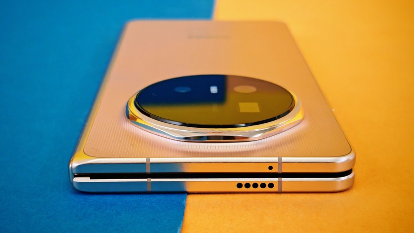 Honor Magic V6