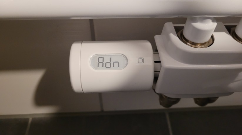  Smartes Heizkörperthermostat mit automatischem hydraulischem Abgleich