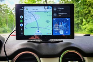  Display rüstet Carplay und Android Auto nach