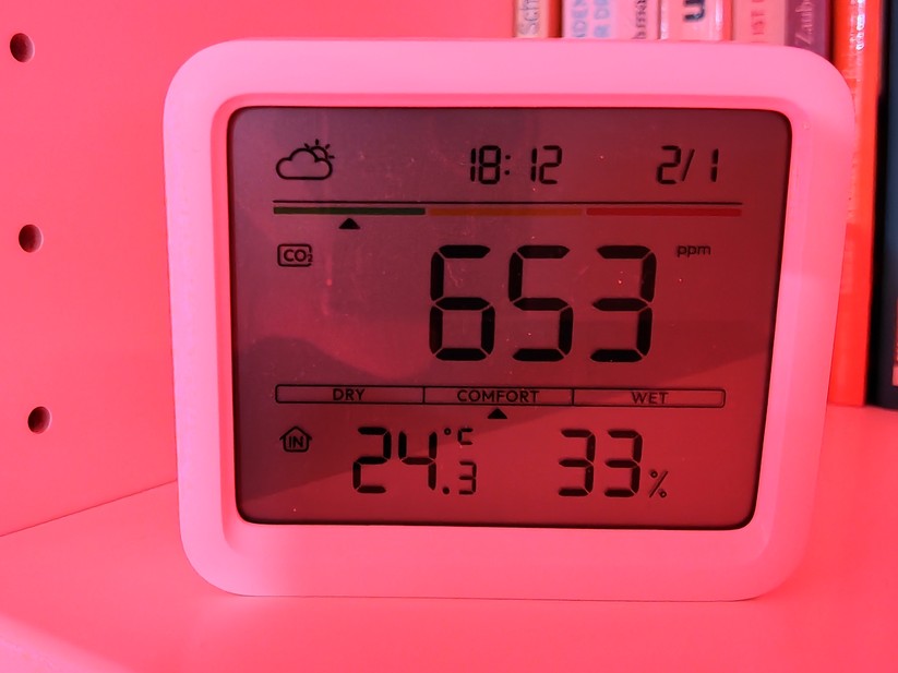 Switchbot Meter Pro CO₂: Bei ungünstigen Lichtverhältnissen ist das LC-Display nur schwer ablesbar.