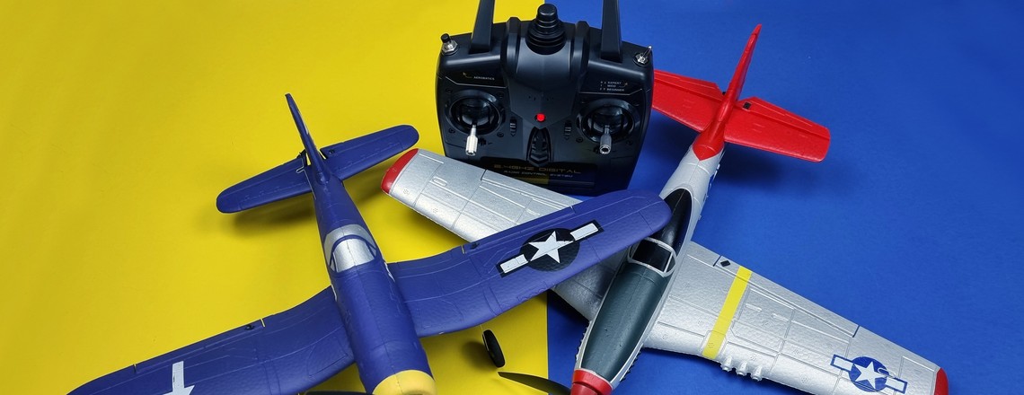 RC-Flugzeuge: F4U corsair und P51 Mustang