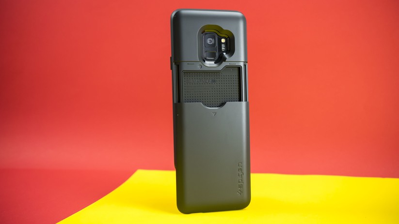 Spigen Slim Armor