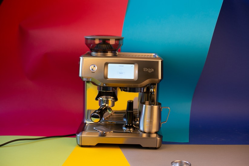 Die Barista Touch von Sage kombiniert Vollautomat mit Siebträger
