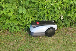 Mähroboter Ecovacs Goat O600 RTK im Test: Günstig, für kleine Gärten gut 