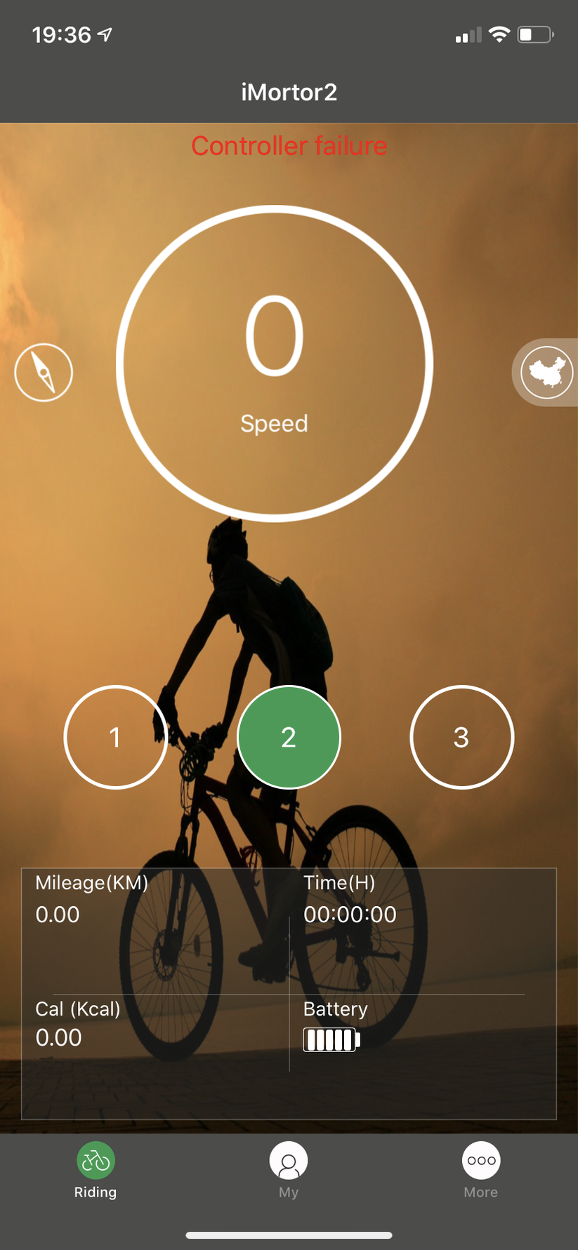 Bei der App hat sich der Anbieter von iMortor wenig Gedanken gemacht. Das angegebene Passwort stimmt nicht, die Verbindung klappt nur mit einem Trick und die Menüs sind lieblos gestaltet.