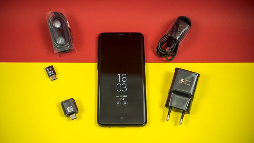Der Lieferumfang des Galaxy S9 ist üppig.